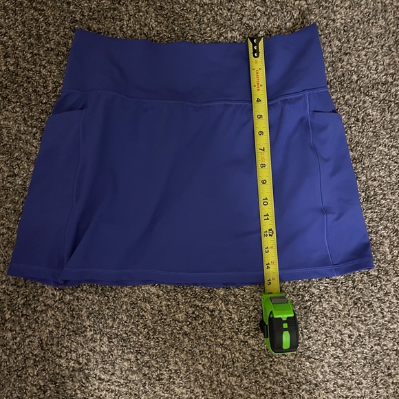 NWOT Athleta Salutation Stash Blue Skort - Picture 8 of 8